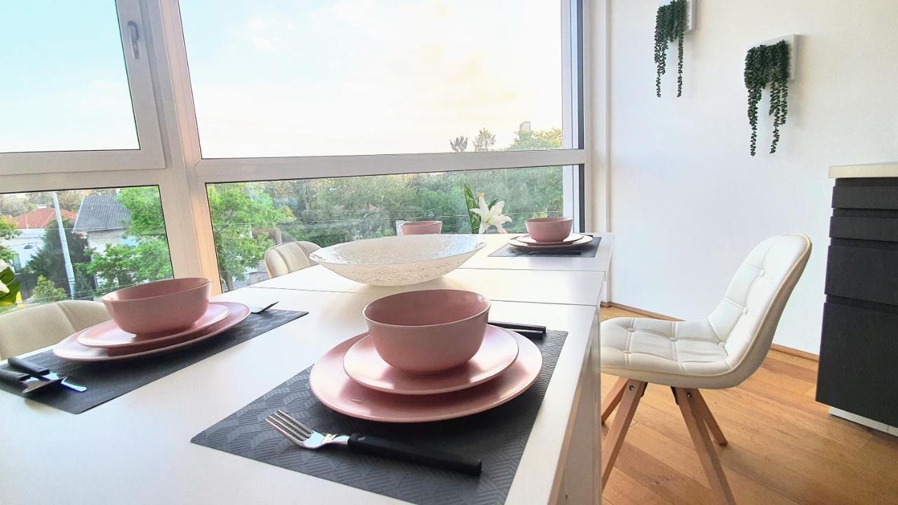 Rooftop Terrace, Free Garage Parking And Pool! 비엔나 외부 사진